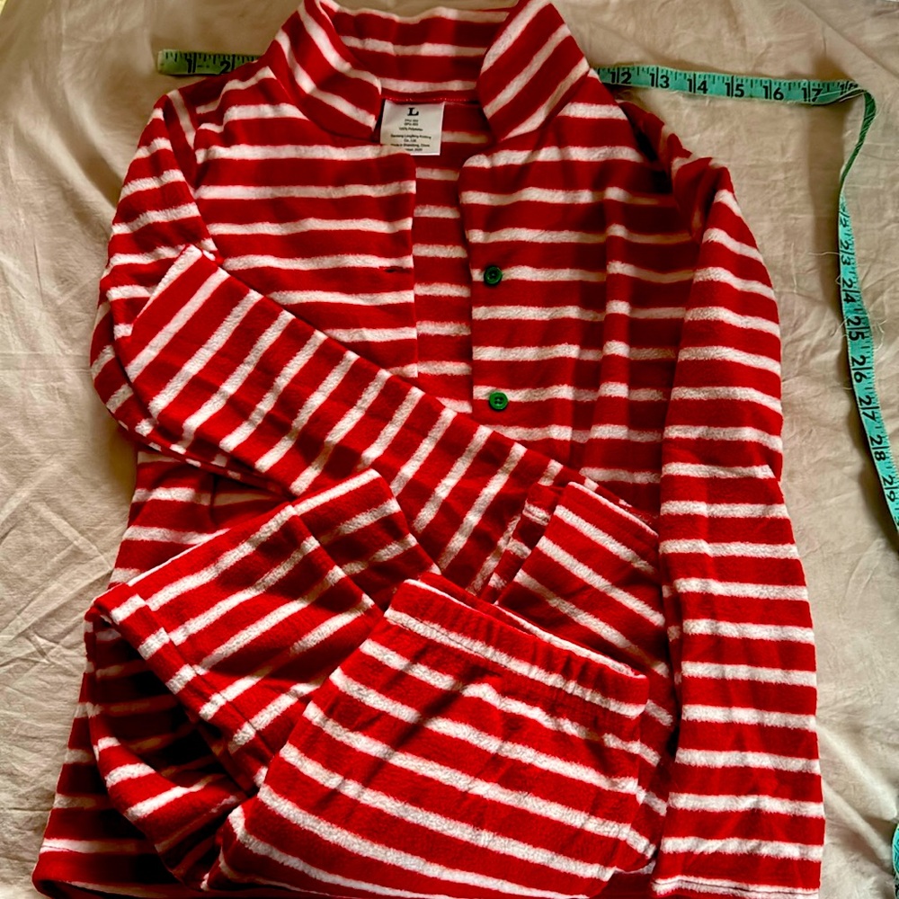 Cozy Christmas Striped pajama set. 2 pc, super soft plush fleece.